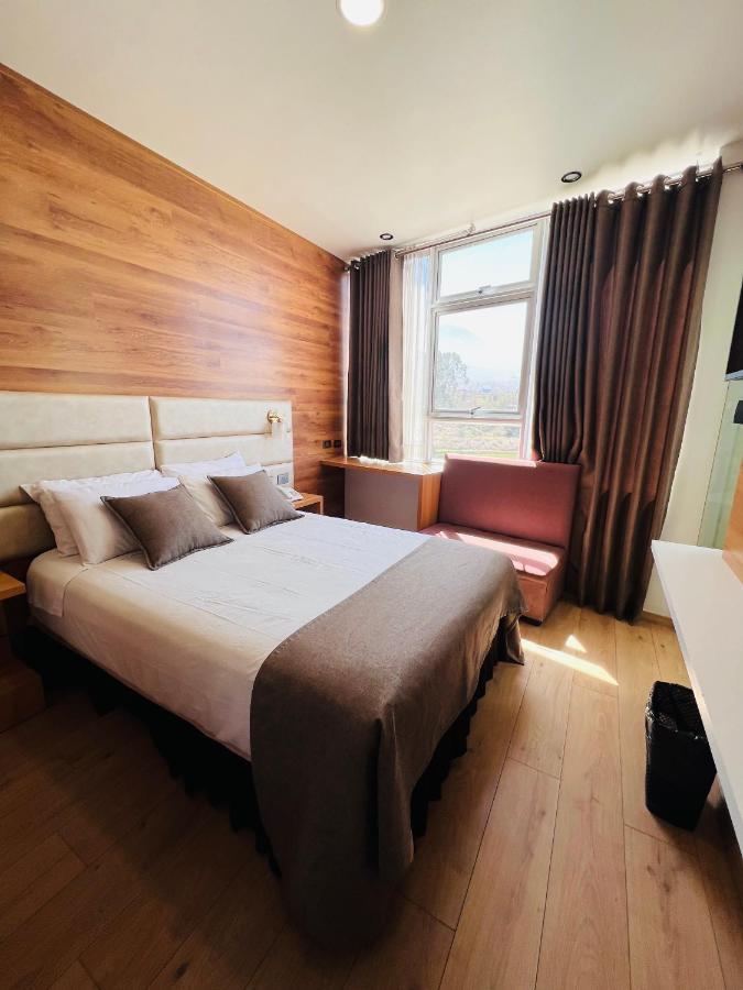 Oq Mirador Classic - Airport Hotel อาเรกิปา ภายนอก รูปภาพ